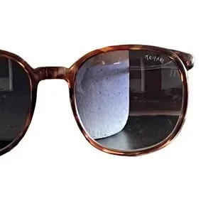 Trifari | Accessories | Trifari Sunglasses With Brown  display picture 1